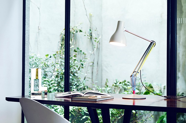 Clerkenwell Design Week 2014 Novelties, Fashion Designer Paul Smith reinvents iconic Anglepoise desk lamp