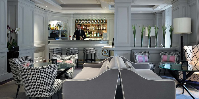 Top-small-design-hotels-in-Paris-Hotel-de-Vendome-bar
