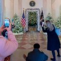 Check Out Exclusive Pictures of 2017 White House Christmas Decorations > Best Design Events > the latest news on the best design events in the world > #whitehousechristmasdecorations #whitehousechristmasdecorations2017 #bestdesignevents